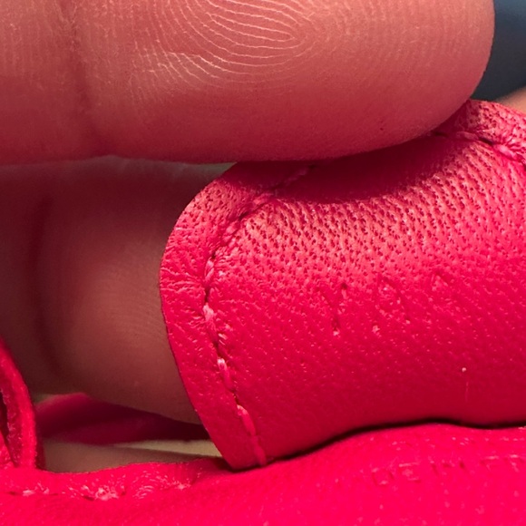 Authentic Hermès Pegasus Rodeo Bag Charm PM – Rose Azalée (Stamp Y) - Picture 11 of 13